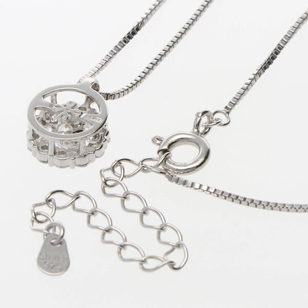 シルバーネックレス