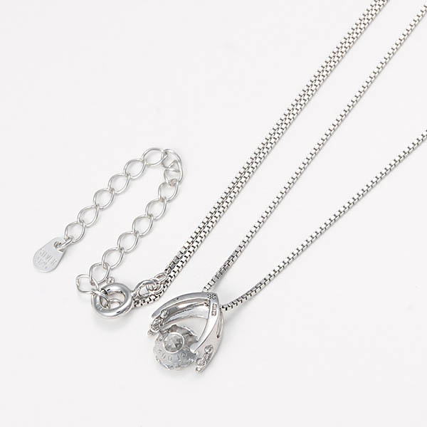 シルバーネックレス