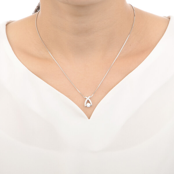 シルバーネックレス