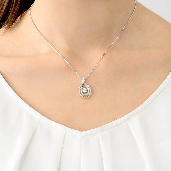 シルバーネックレス