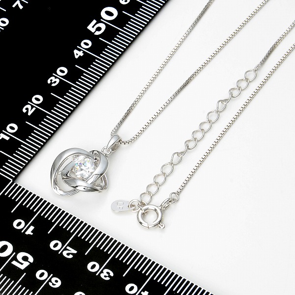 シルバーネックレス