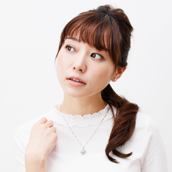 シルバーネックレス