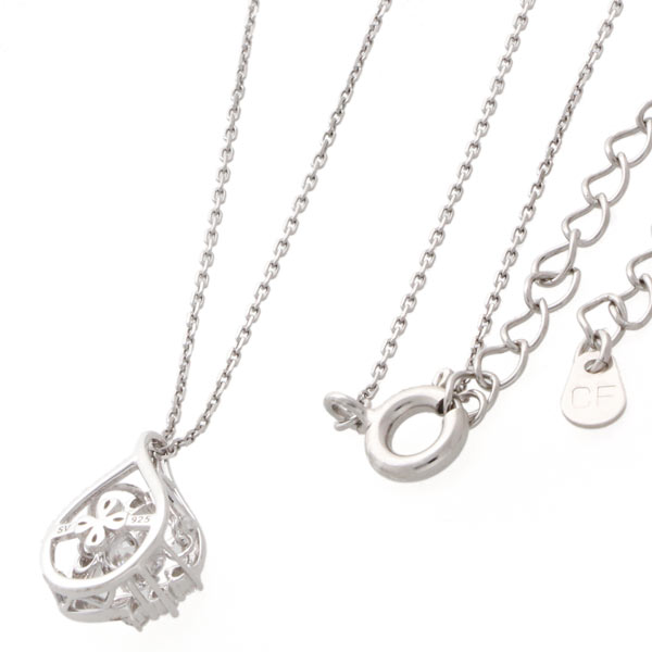 シルバーネックレス