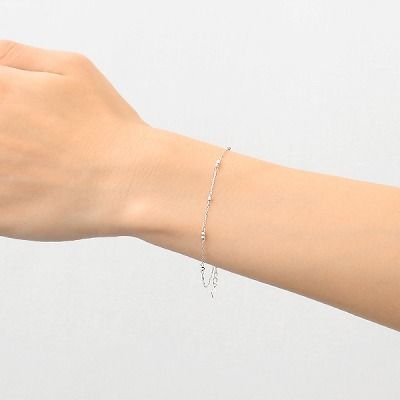 ホワイトゴールドブレスレット