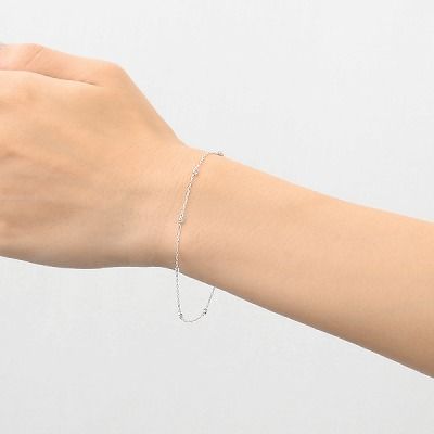 ホワイトゴールドブレスレット