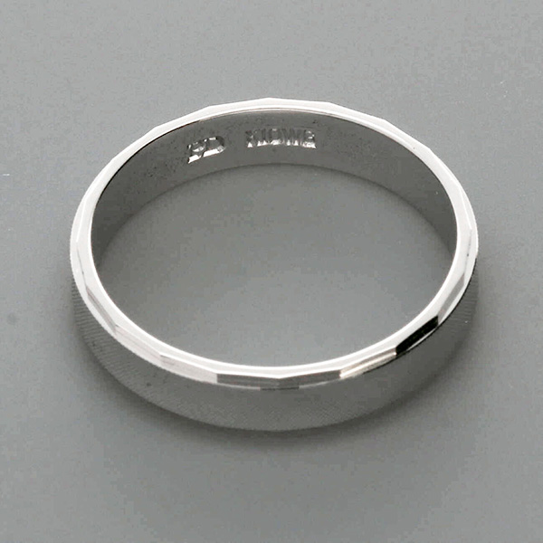 ホワイトゴールドマリッジリング