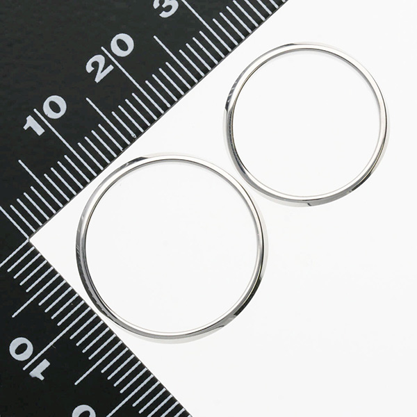 ホワイトゴールドマリッジリング