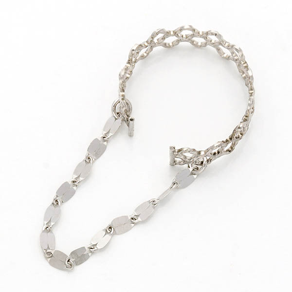 ホワイトゴールドイヤーカフ