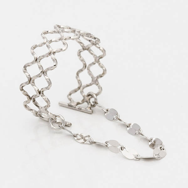 ホワイトゴールドイヤーカフ