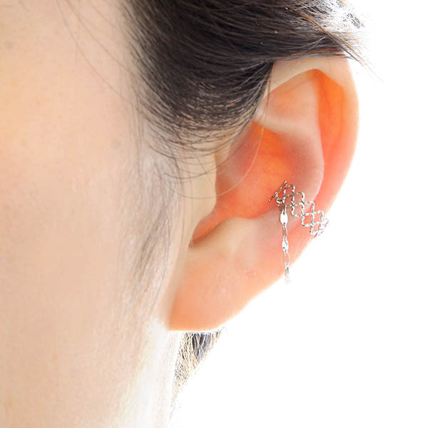 ホワイトゴールドイヤーカフ