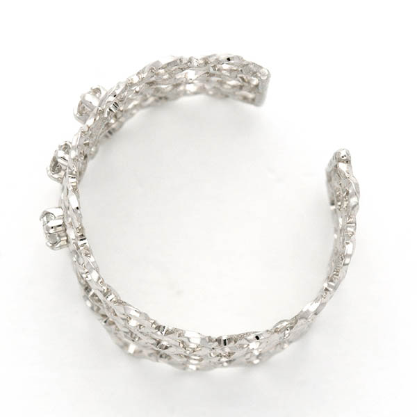 ホワイトゴールドイヤーカフ