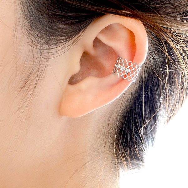 ホワイトゴールドイヤーカフ