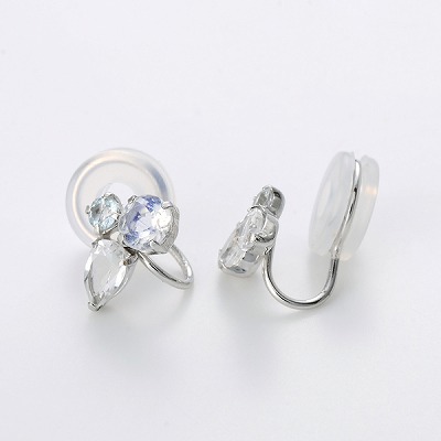 ホワイトゴールドイヤリング