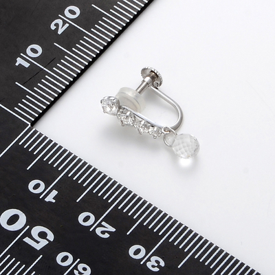 ホワイトゴールドイヤリング