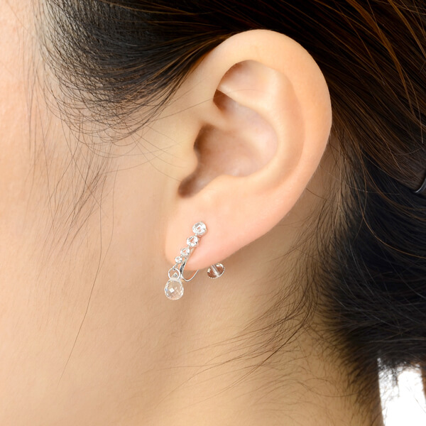 ホワイトゴールドイヤリング