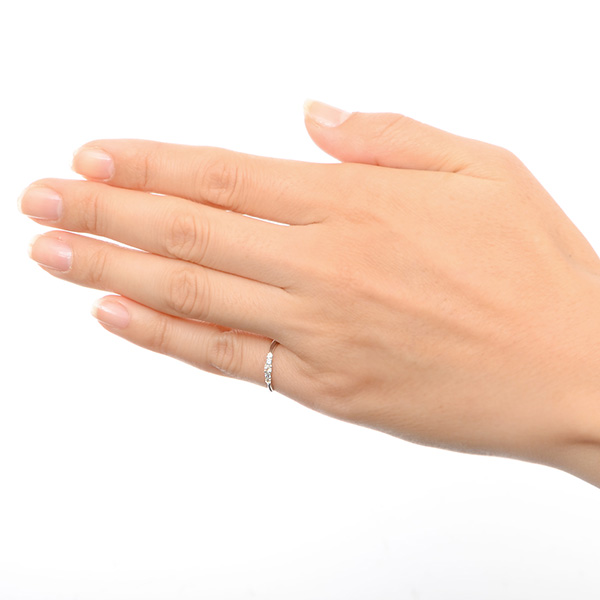 ホワイトゴールドリング