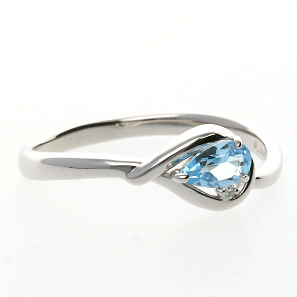 ホワイトゴールドリング