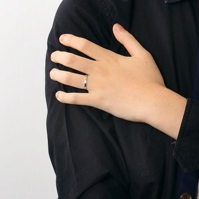 ホワイトゴールドリング