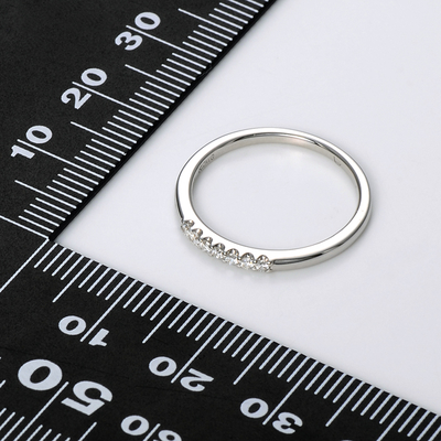 ホワイトゴールドリング