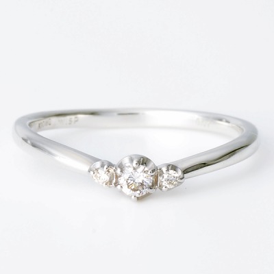 ホワイトゴールドリング