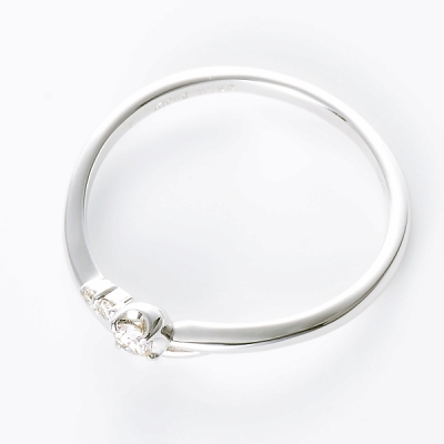 ホワイトゴールドリング