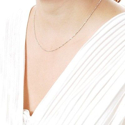 ホワイトゴールドチェーン