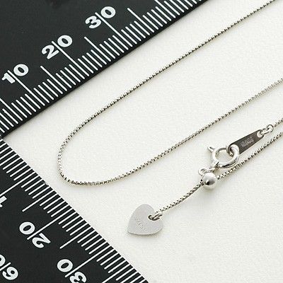 ホワイトゴールドチェーン