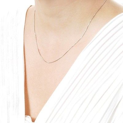 ホワイトゴールドチェーン