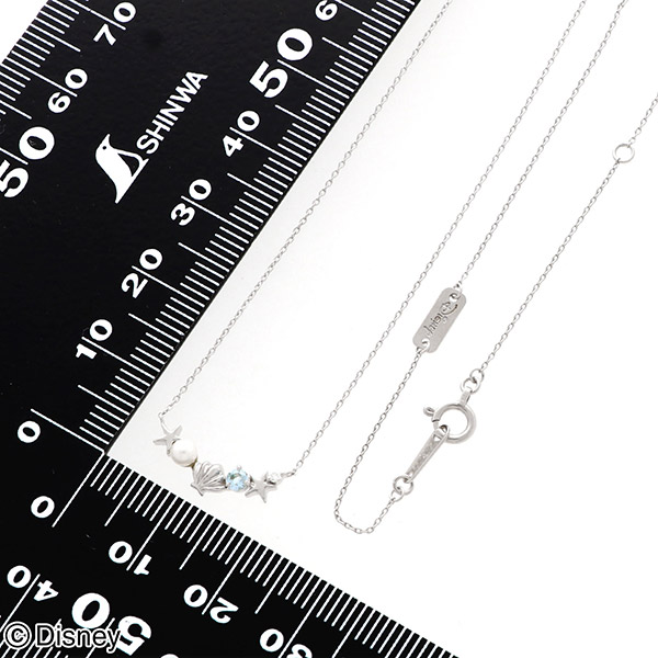 ホワイトゴールドネックレス