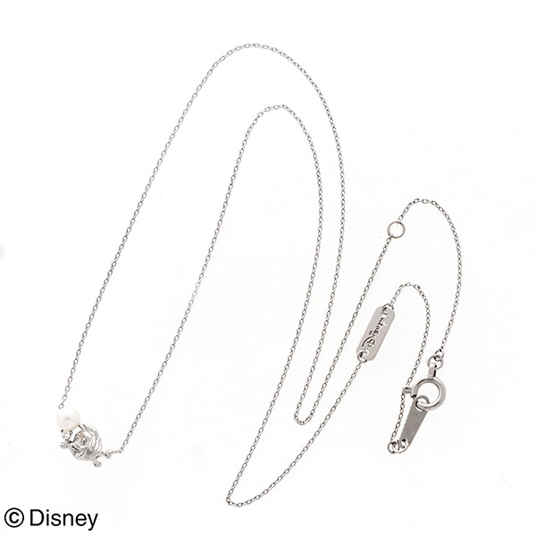 ホワイトゴールドネックレス