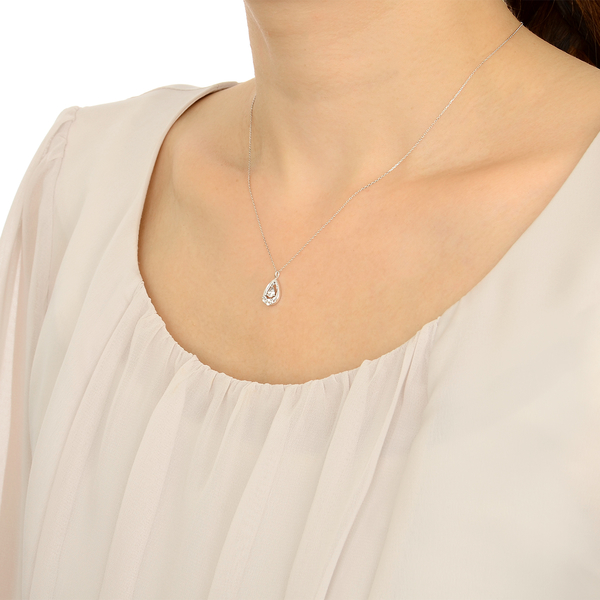 ホワイトゴールドネックレス