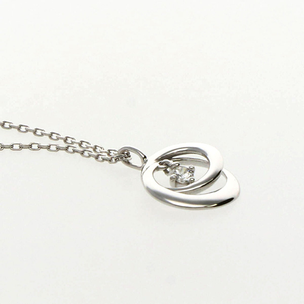 ホワイトゴールドネックレス