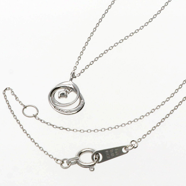 ホワイトゴールドネックレス