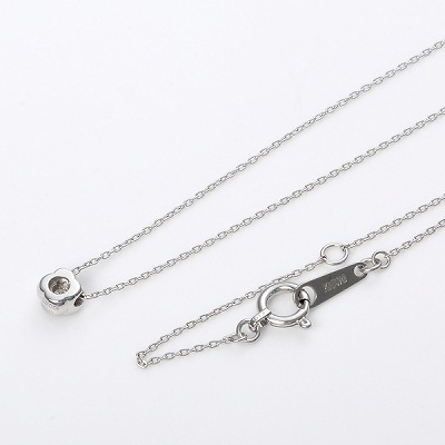 ホワイトゴールドネックレス