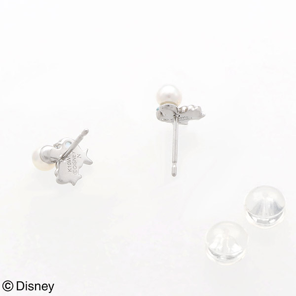 ホワイトゴールドピアス