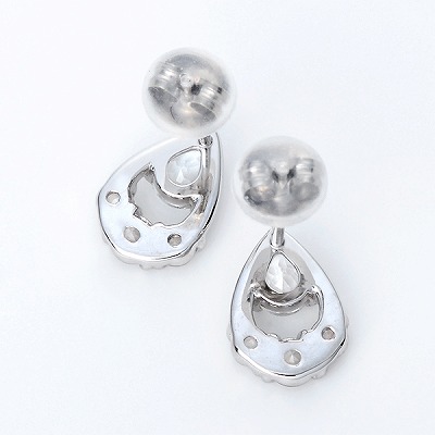 ホワイトゴールドピアス