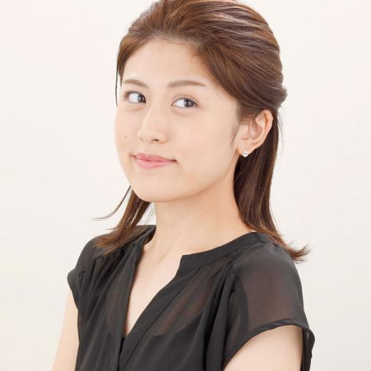 ホワイトゴールドピアス