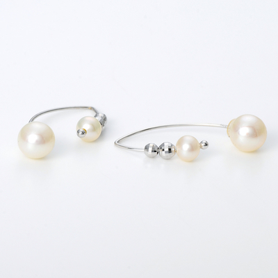 ホワイトゴールドピアス