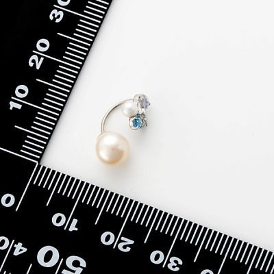 ホワイトゴールドピアス