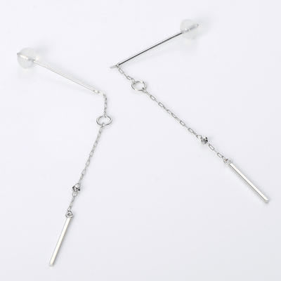 ホワイトゴールドピアス