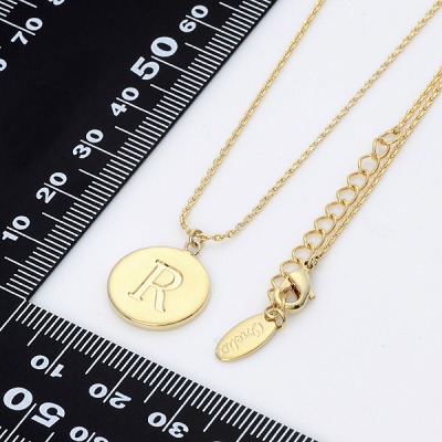 ブラスネックレス