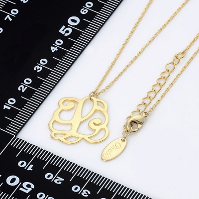 ブラスネックレス