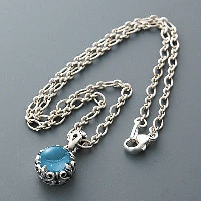 シルバーネックレス