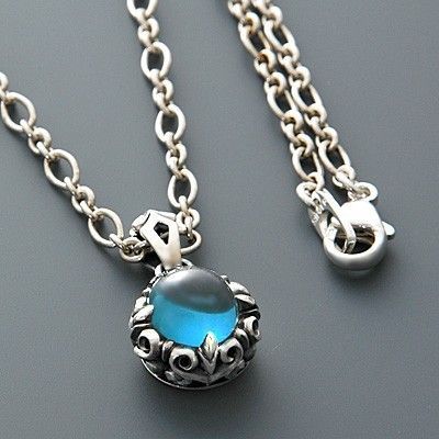 シルバーネックレス