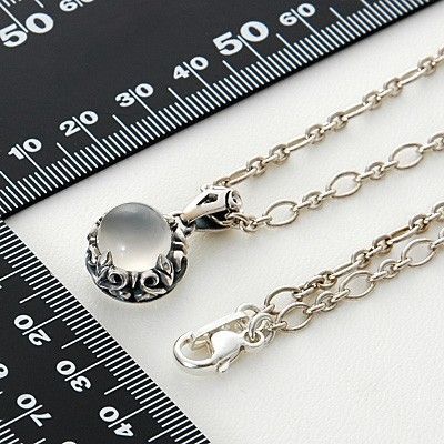 シルバーネックレス