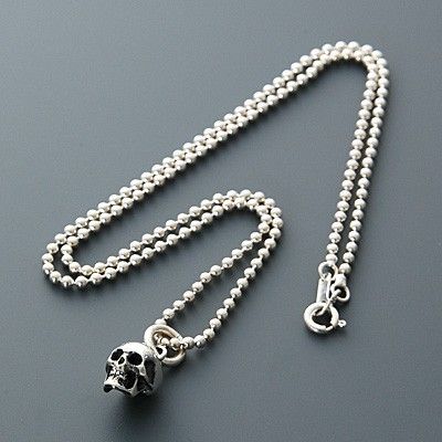 シルバーネックレス