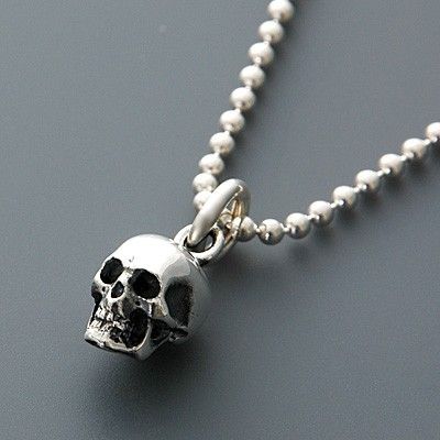 シルバーネックレス