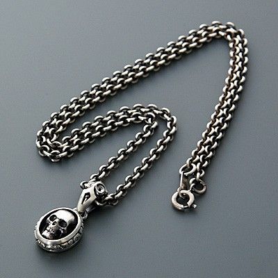 シルバーネックレス