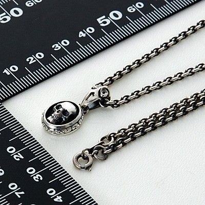 シルバーネックレス