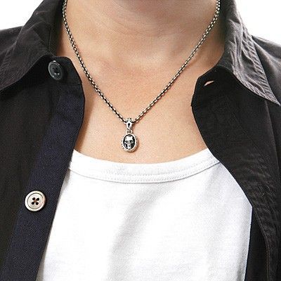 シルバーネックレス